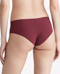 Calvin Klein Invisibles Hipster D3429 Raspberry Jam