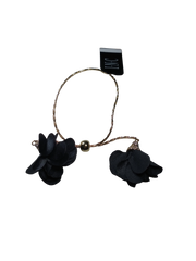 Inc Black Flower Bolo Bracelet – Adjustable Fashion Jewelry for Women, 1.5" Diameter