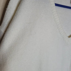 Instant Message Women's Ivory Brushed V-Neck Sweater