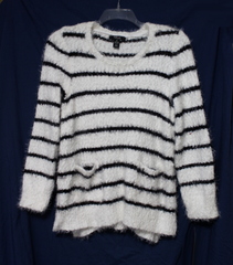 Style & Co Woman White/Black Loose Weave Striped Sweater