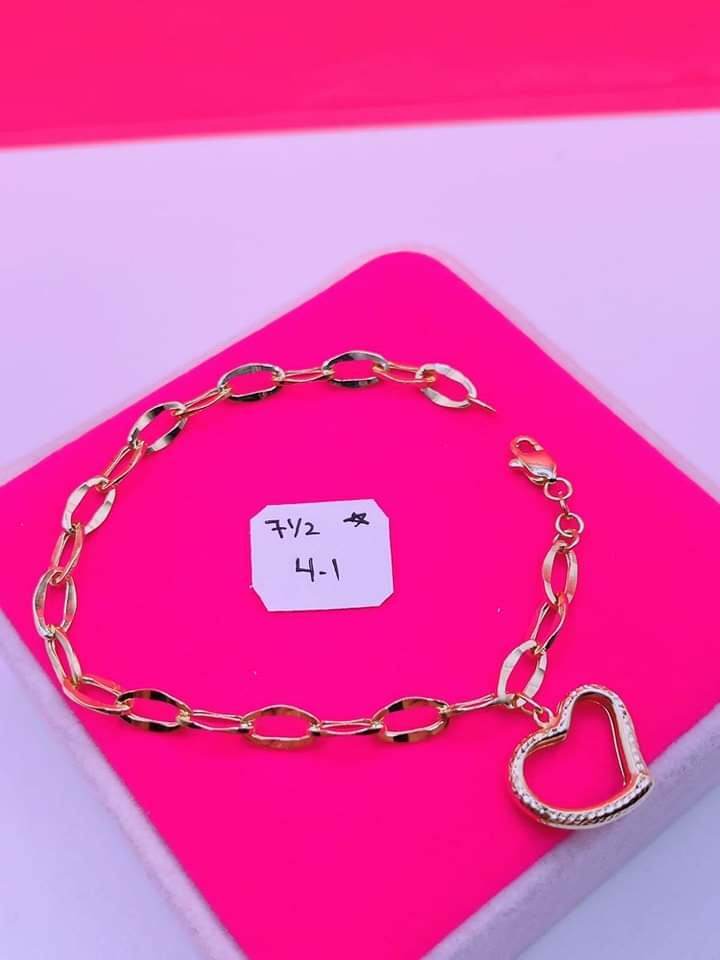 Saudi Gold Bracelet