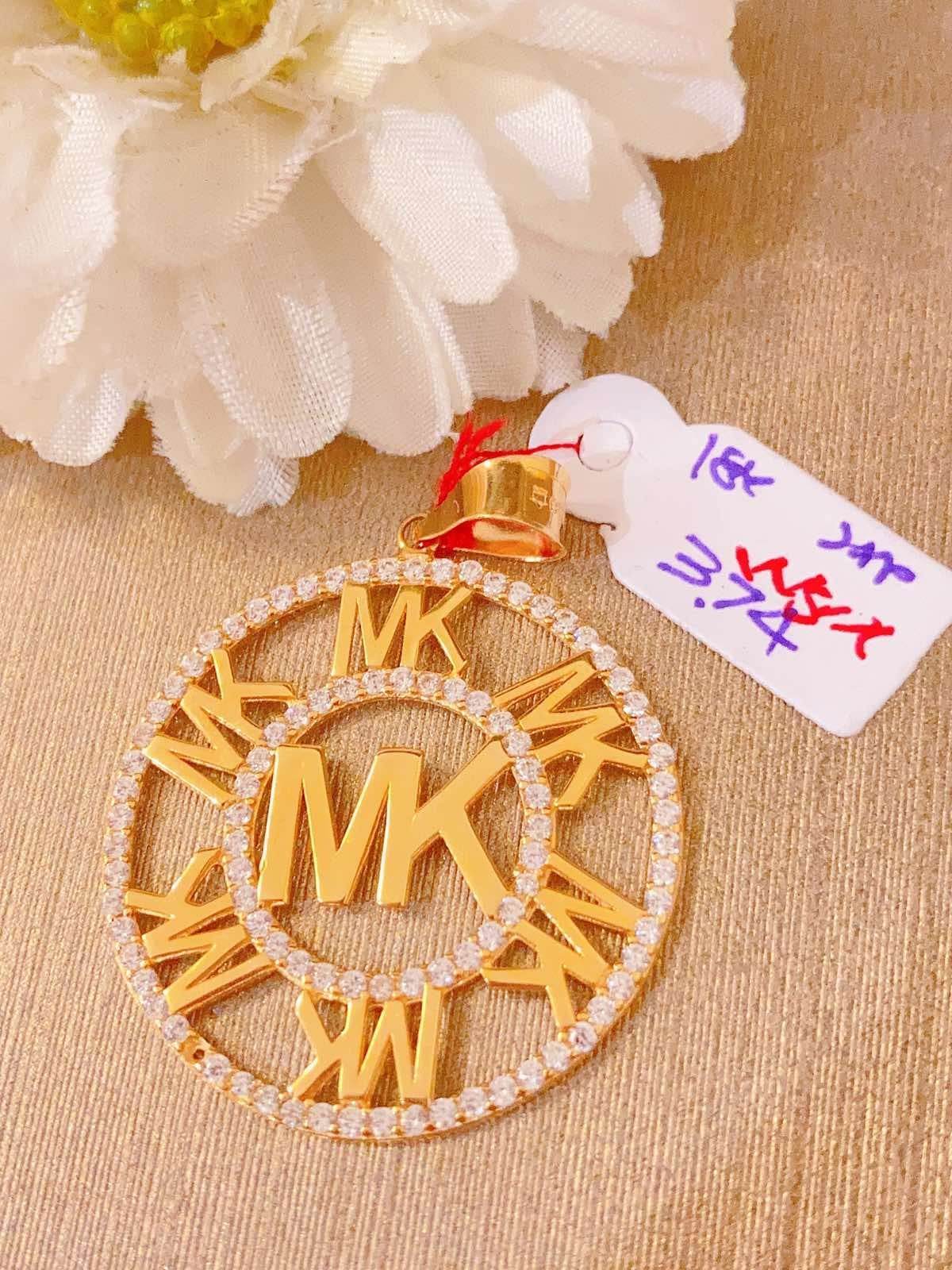 Saudi Gold Pendant