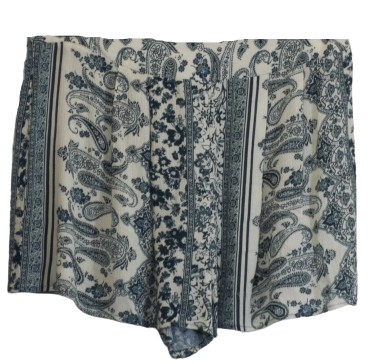 4 Ena Women Cream/Turquoise Shorts Small