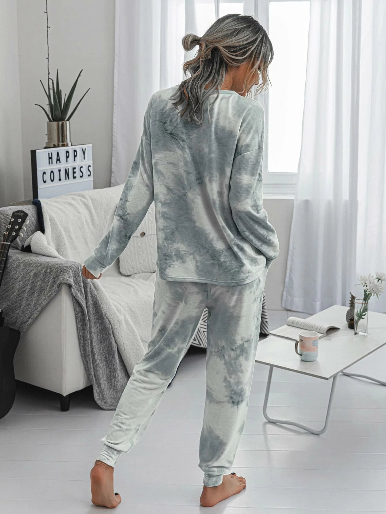 Camisa Gray Tie-Dye Sweatshirt & Pocket Joggers
