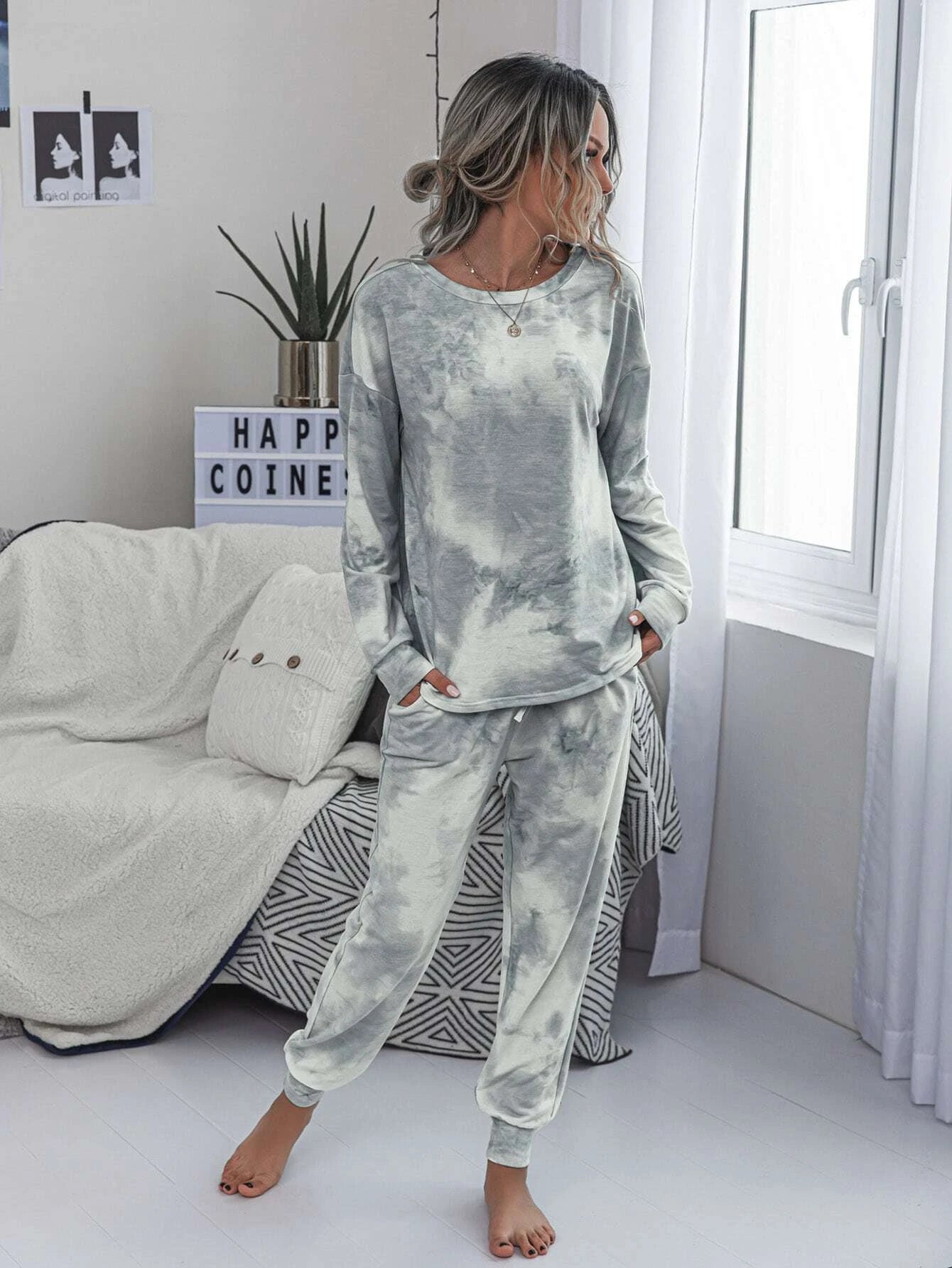 Camisa Gray Tie-Dye Sweatshirt & Pocket Joggers