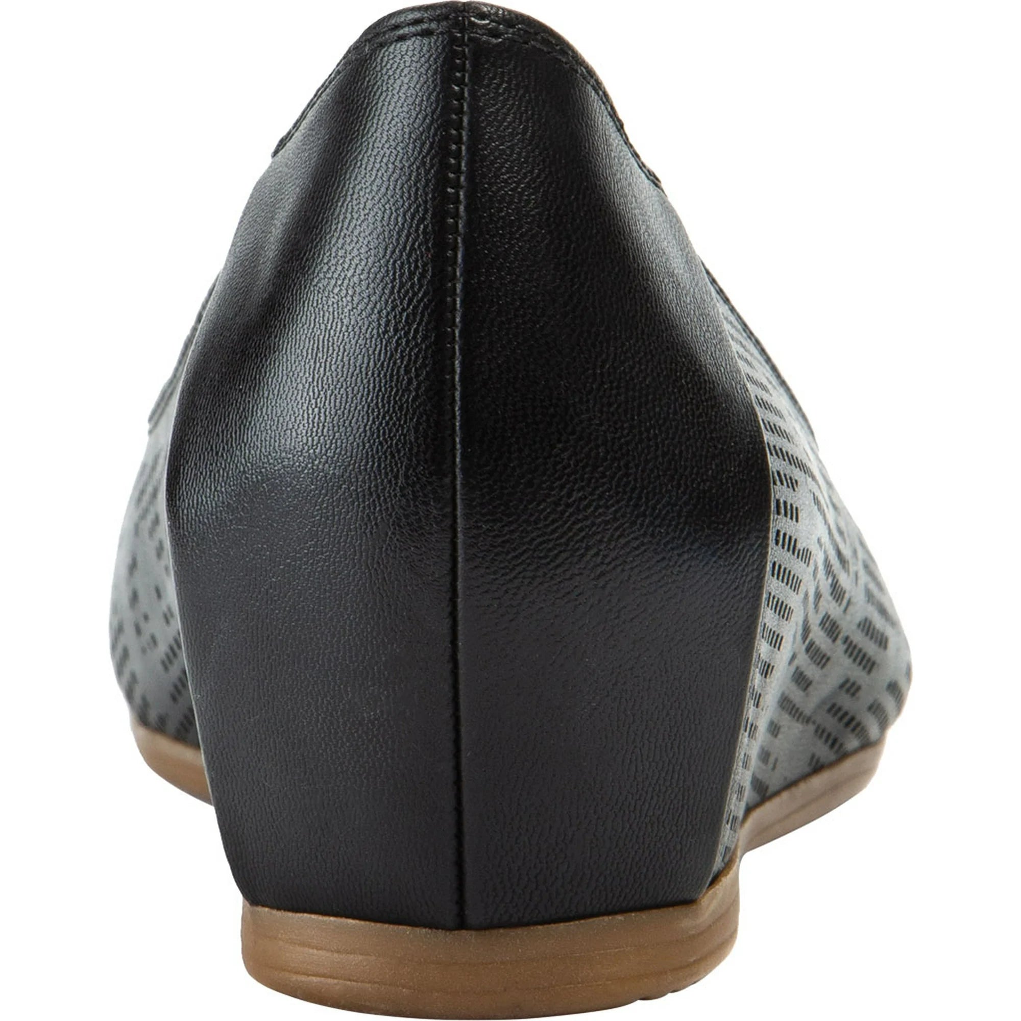 Baretraps POSTURE Black Perforated Nixy Flats