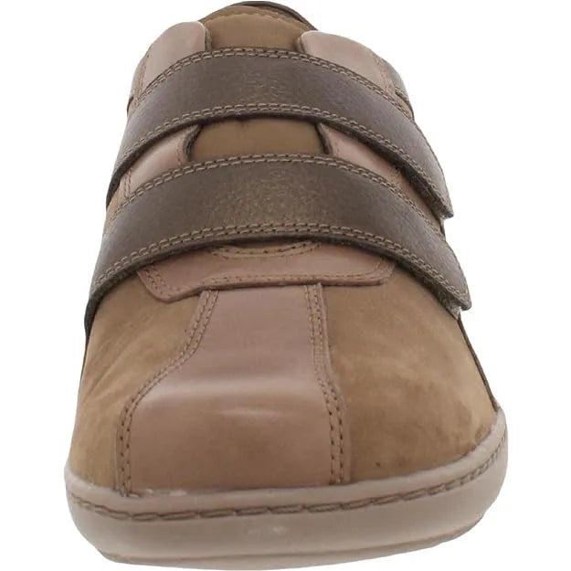 Clarks Taupe Cora Azalia Sneakers