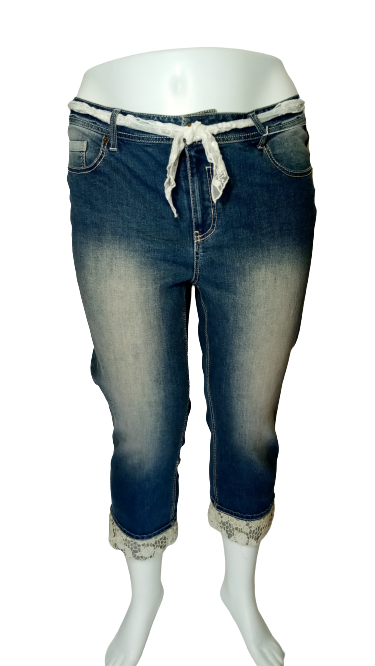 Diva General Collection Denim Women's Jeans with Lace Trim - Large