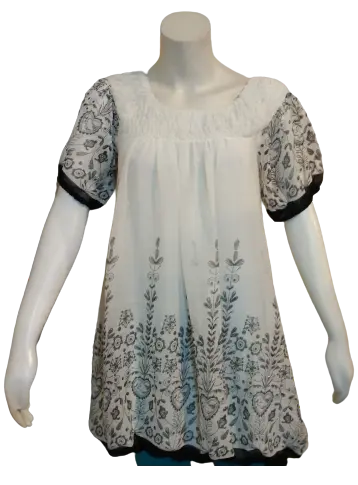 Minuet Women’s White/Black Ruffle Neckline Floral Print Layered Top, Size Large