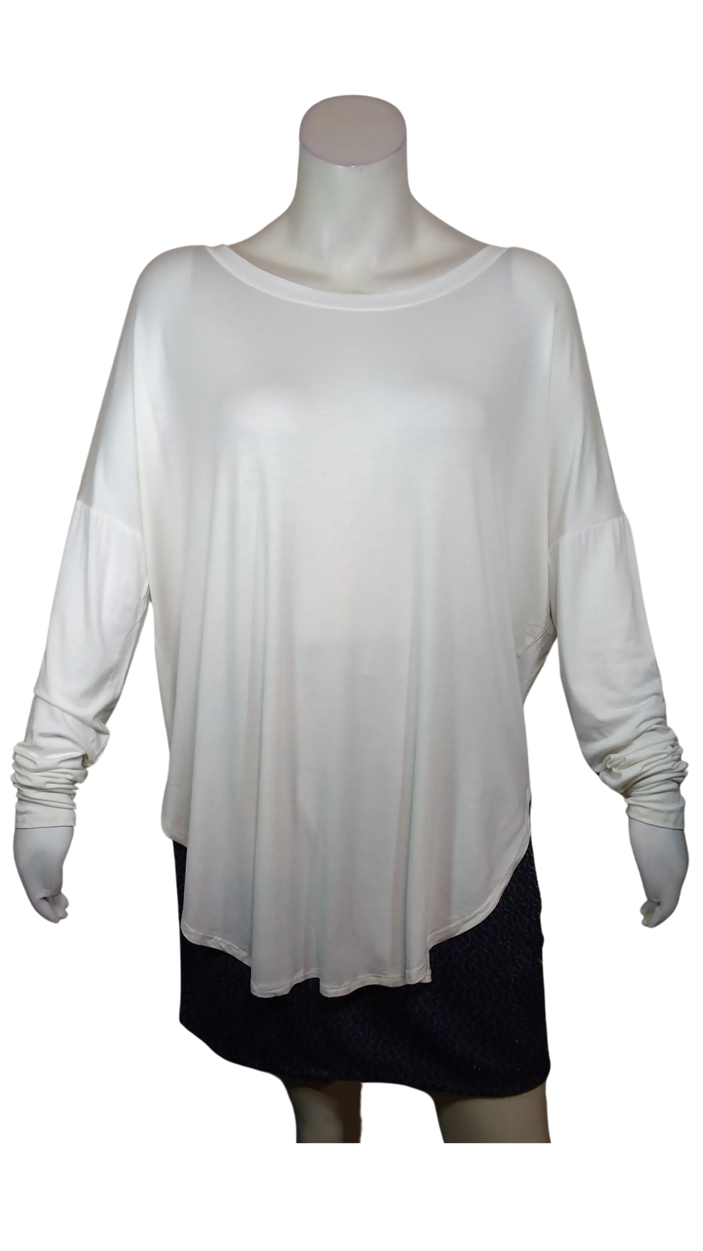 Fantastic Fawn Women’s Cream Long Sleeve Top, Size Medium