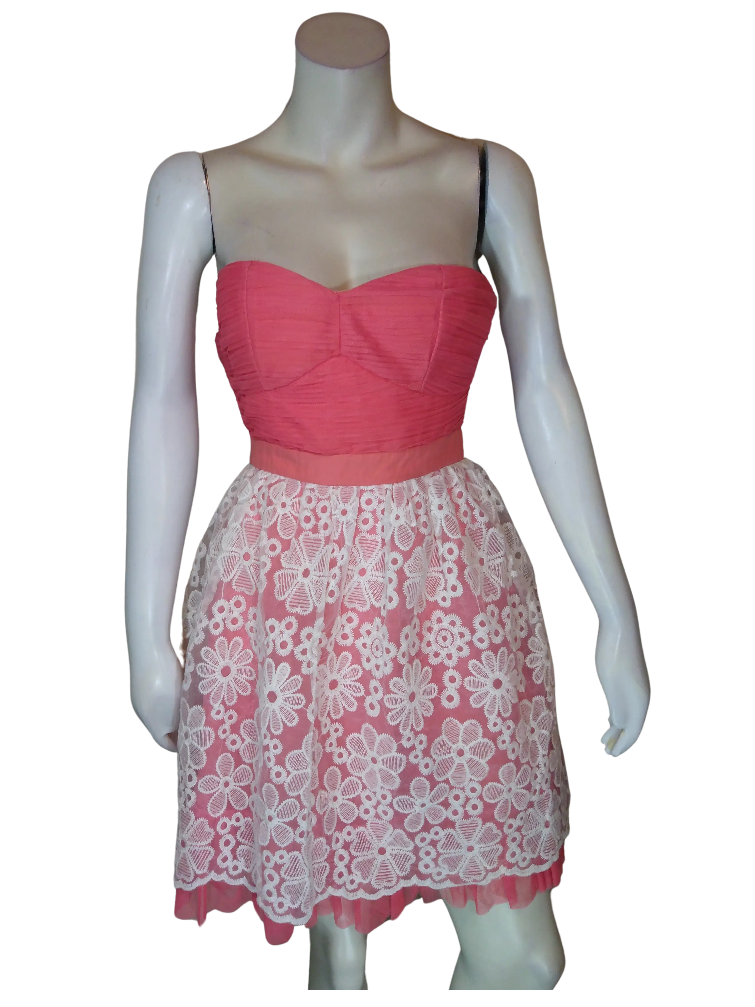 Minuet Women’s Coral/White Strapless Dress, Size Small