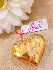 Saudi Gold Pendant