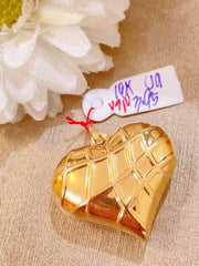 Saudi Gold Pendant