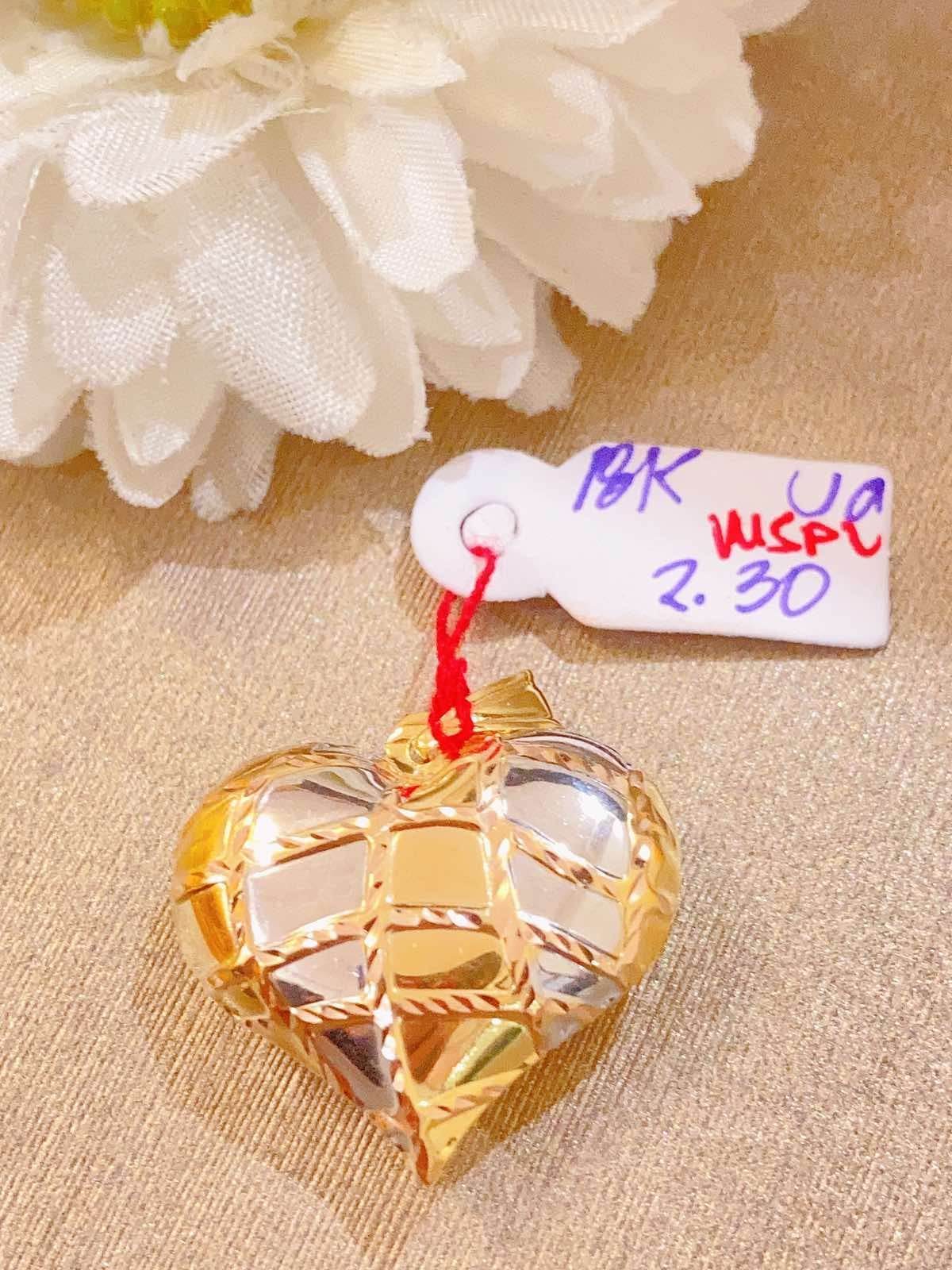 Saudi Gold Pendant