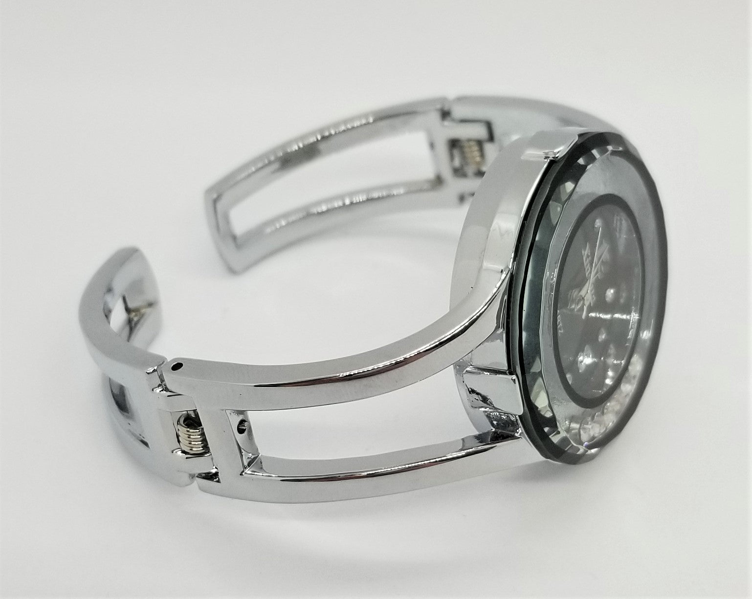 Diva Collection Women's Watch